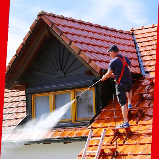 Dakreiniging - PROCHIRA DAK FAÇADE, een professionele dakdekker in België: dakreiniging, mosverwijdering en antimosbehandeling. Aanbrengen van een gekleurde waterafstotende dakverfcoating, interventie in BELGIË: Vlaanderen, Wallonië en Brussel.