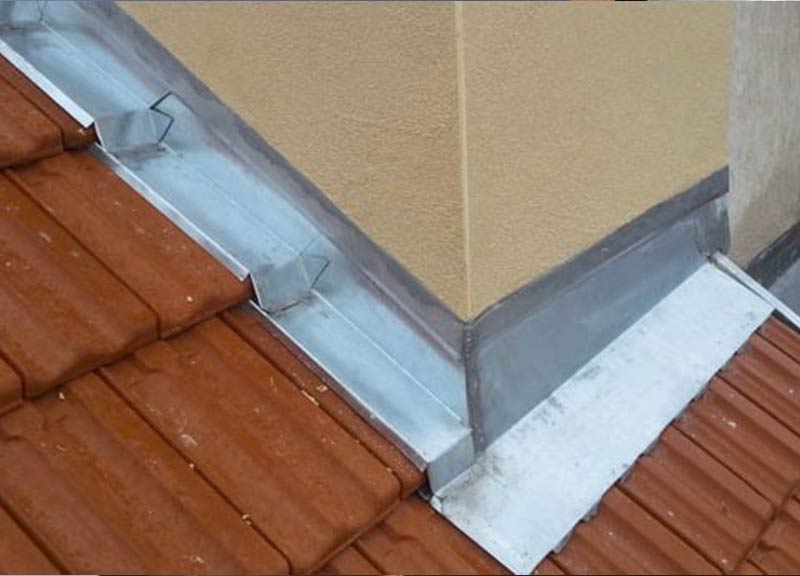 Dakwerken - PROCHIRA DAK FACADE: dakdekker, leienwerker in België: renovatie van uw dak, nok en plaatsing van dakbedekking: leien, pannen... Nok. Reparaties en spoedinterventies voor uw dak. Vlaams, Waals en Brussels Gewest...